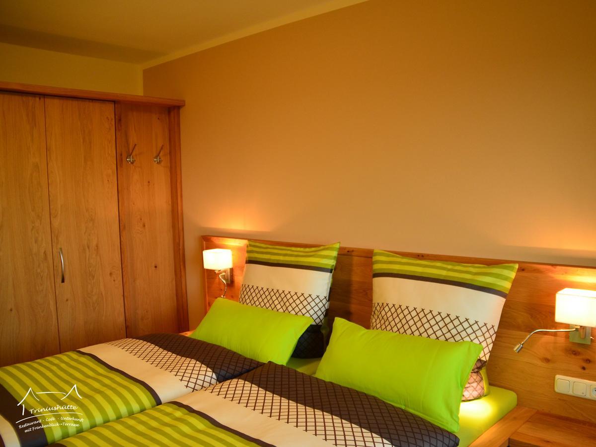 Die Triniushuette "Thueringens Schoenste Aussicht" Rauenstein Chambre photo