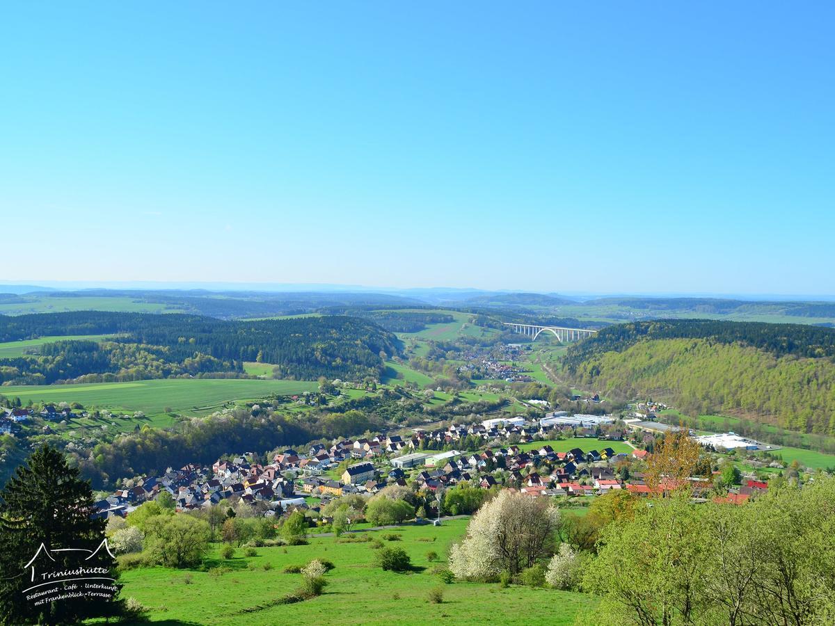 Die Triniushuette "Thueringens Schoenste Aussicht" Rauenstein Chambre photo