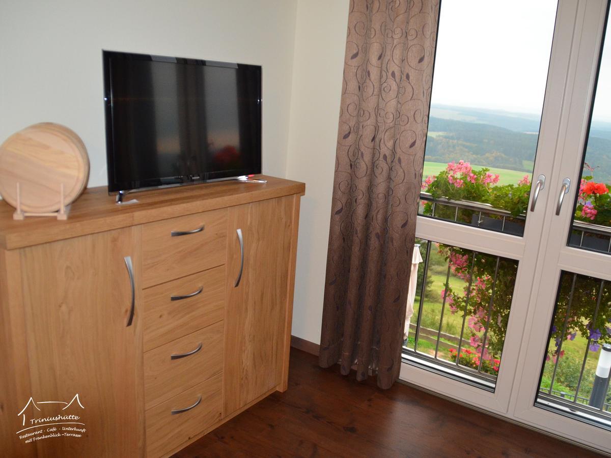 Die Triniushuette "Thueringens Schoenste Aussicht" Rauenstein Chambre photo